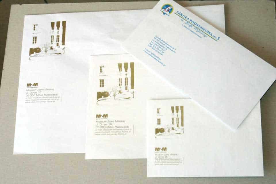 koperty z nadrukiem firmowym dla Muzeum Ziemi Mińskiej