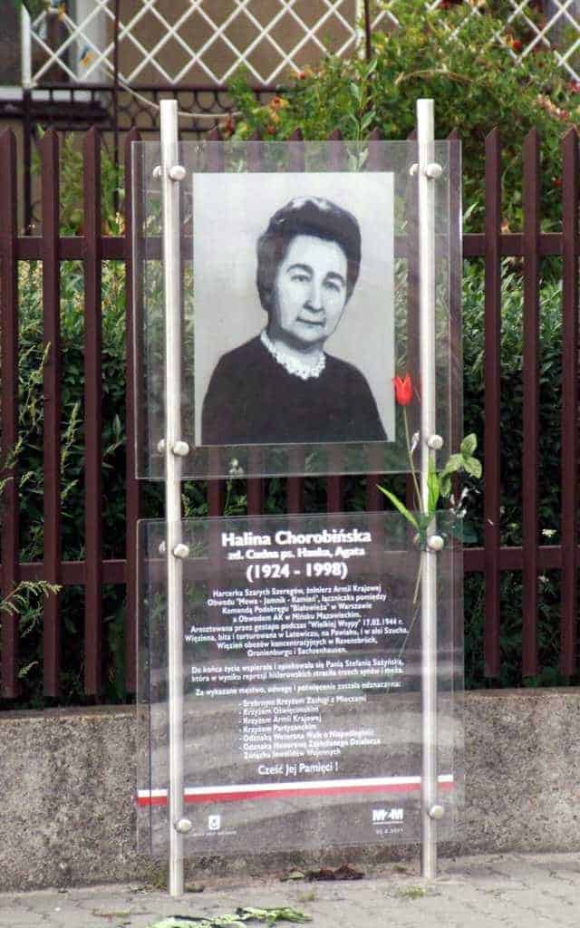 tablica pamięci Haliny Chorobińskiej w Mińsku Mazowieckim