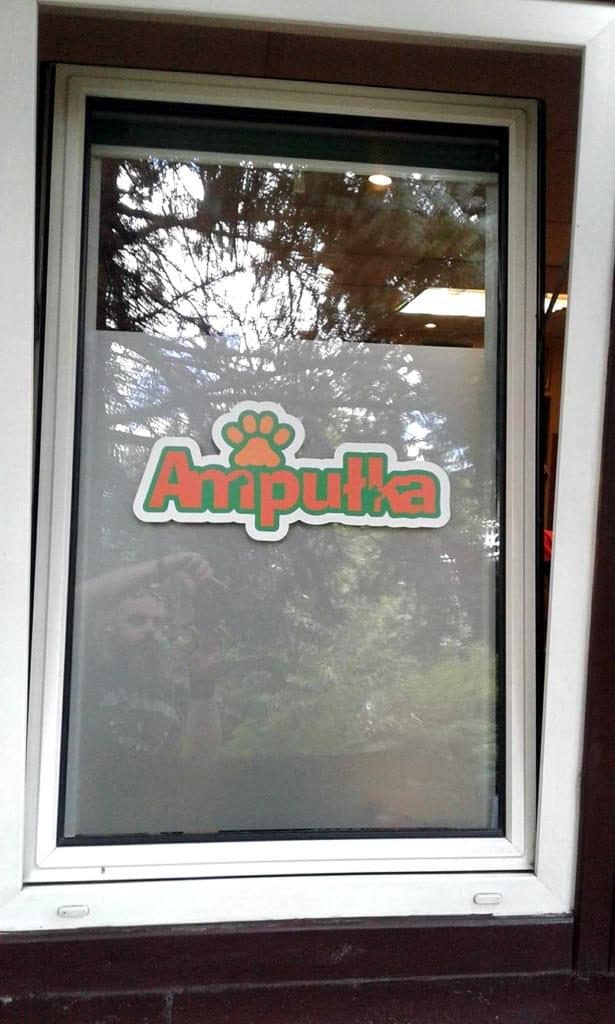logo na szyby lokalu firmowego