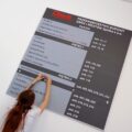Oznakowanie w budynku wykonanie systemu oznakowania informacyjnego obiektu