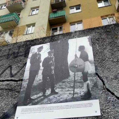 jedna z serii tablic pcv z kadrami z filmu