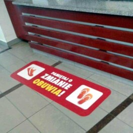 naklejki podłogowe Basen MOSiR Mińsk Mazowiecki