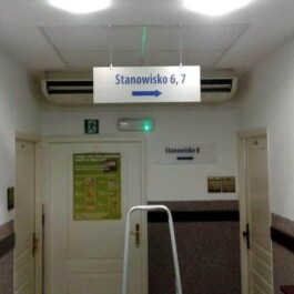 oznakowanie informacyjne i kierunkowe w urzędzie