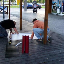 docinanie grafiki w terenie reklama na szyby warszawa