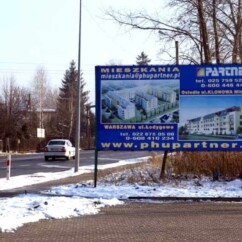 tablice reklamowe z konstrukcją stalową i nogami