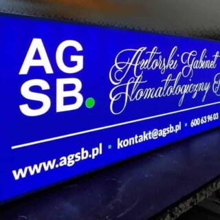 kaseton reklamowy LED soczewkowe pleksi