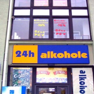 kaseton reklamowy na budynek mińsk maz