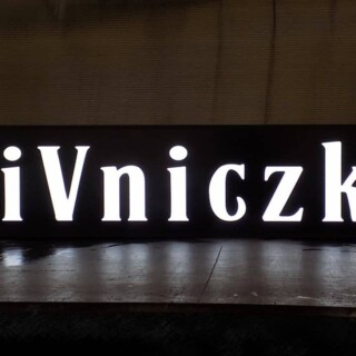 kaseton reklamowy reklama świetlna lico Dibond
