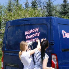 usuwanie reklamy odczyszczanie samochodu