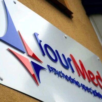 3D litery przestrzenne pleksi dystans pleksi