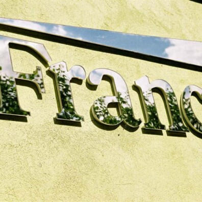 3D litery przestrzenne pleksi złote lustro na scianie