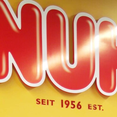 3D litery przestrzenne z zadrukowanym licem logo