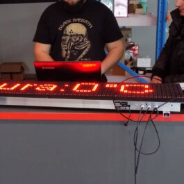 instalacja reklamy led u klienta jakubów