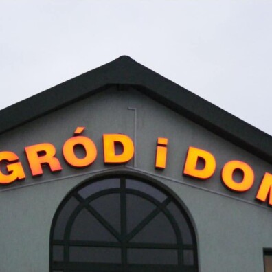 litery 3D przestrzenne LED reklama świetlna