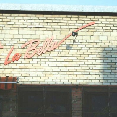 logo ze styroduru do renowacji i malowania