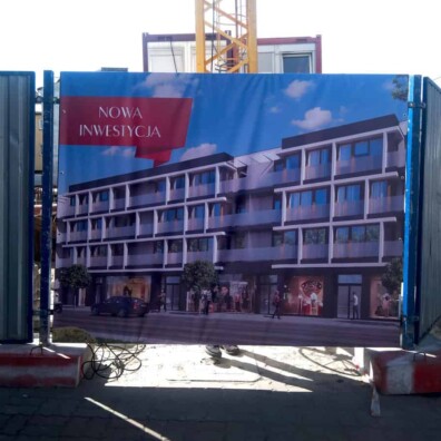 montaż banera reklamowego na ogrodzeniu w mińsku mazowieckim 6