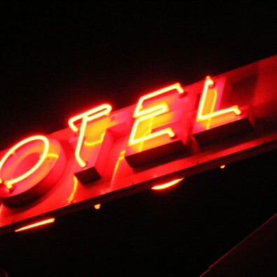 neony litery neonowe z literami ze styroduru