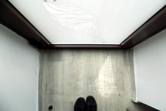 oklejanie szyby folią szronioną reklama cukierni w mińsku 5