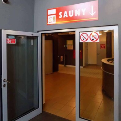 oznakowanie wejścia do sauny basen mińsk maz mosir 1