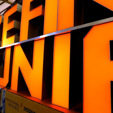 podświetlane litery przestrzenne 3D napis