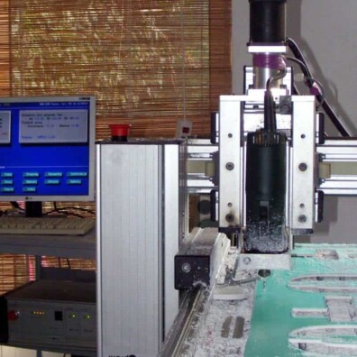 Ploter frezujący do plexi PCV Dibondu