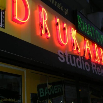 neon napis przestrzenny na literach PCV