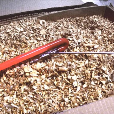 testowanie neonu próbnikiem wysokonapięciowym