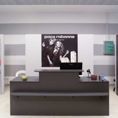 reklama na ścianę druk na PCV 2