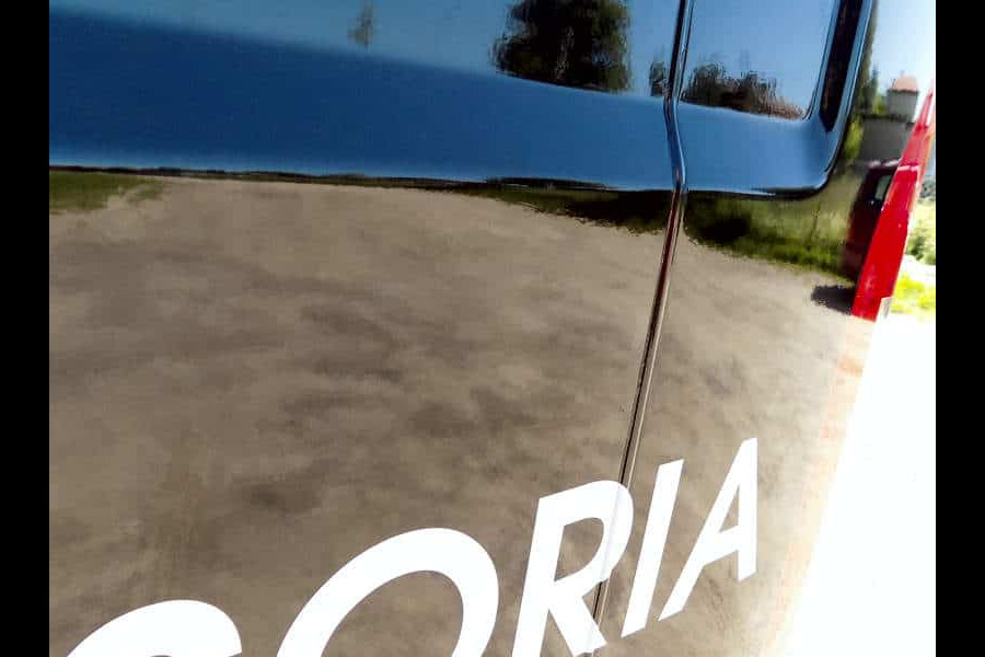 samochód oklejony folią 3M laminowaną