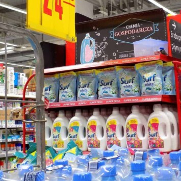 naklejki magnetyczne carrefour mińsk grafika reklamowa 2