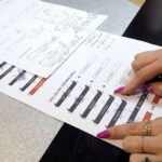 montaż reklamy wewnętrznej wykonanie tabliczek pleksi