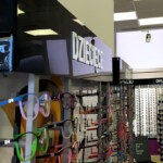 reklama z pleksi na meble sklepowe litery 3D