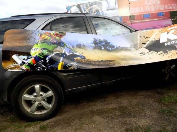 Reklama magnetyczna naklejka 009 magnesy reklamowe