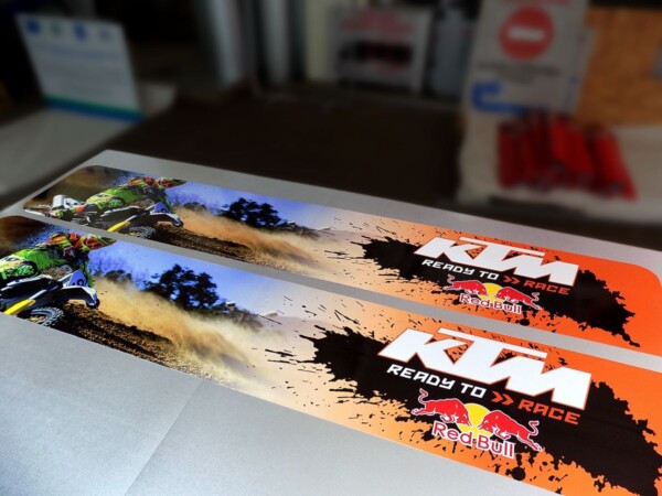 Reklama magnetyczna naklejka 014 magnesy reklamowe