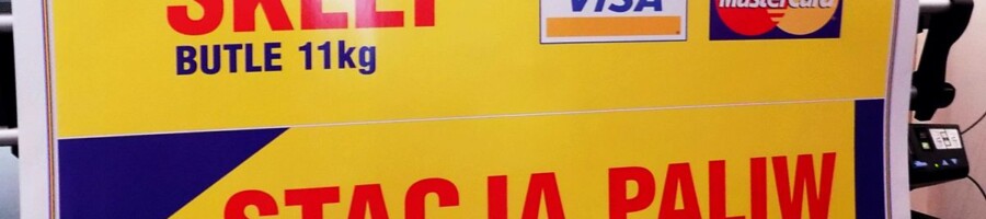 Drukowanie grafiki wielkoformatowej na folii samoprzylepnej naklejki