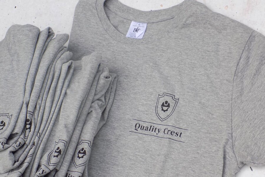 Koszulki pracownicze firmowe z nadrukiem logo