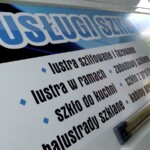 Naklejki na samochód reklama oferty firmowej