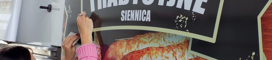 druk naklejek na samochód firmowy oklejanie samochodu