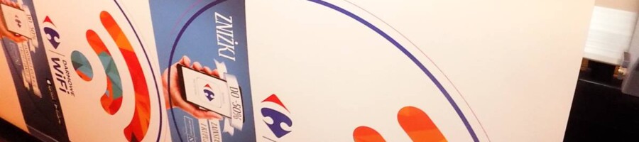 drukowanie plakatu reklama sieci carrefour mińsk