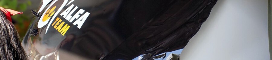 oklejanie maski samochodu folią z nadrukiem