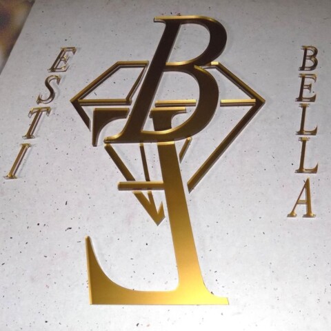 Litery złote logo pleksi reklama złota