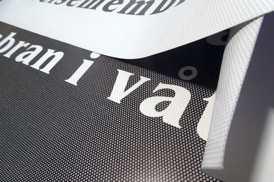 Reklama polskiego rzemiosła w Norwegii — usługi | Perforowane drukowane naklejki reklamowe na szyby