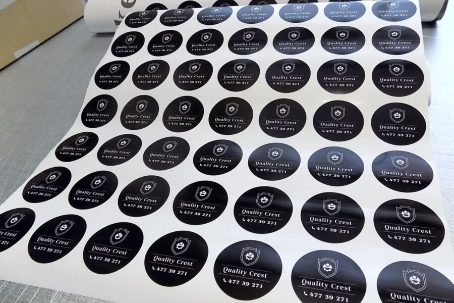 Reklamowe naklejki firmowe samoprzylepne laminowane | Reklama polskiego rzemiosła w Norwegii — usługi