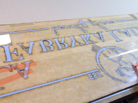 Szablon reklamy logo cięte złote lustro | Eleganckie reklamy, złote logo