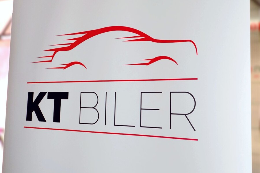 druk rollupu reklamowego logo firmowe