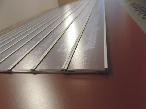 informacyjna tablica modułowa jak wygląda panel do wymiany treści