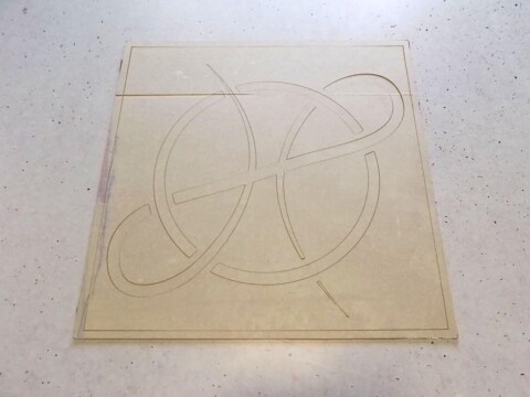 Lustrzane złote logo - reklama na ścianę