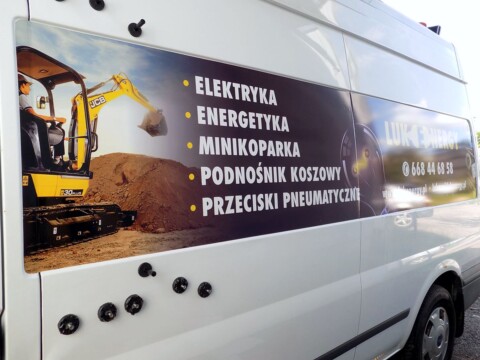 Reklama firmy - oznakowanie taboru samochodowego, oklejanie samochodu dostawczego