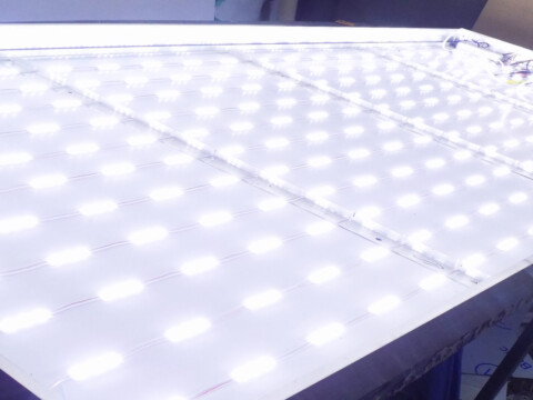 produkcja kasetonu reklamowego moduły LED