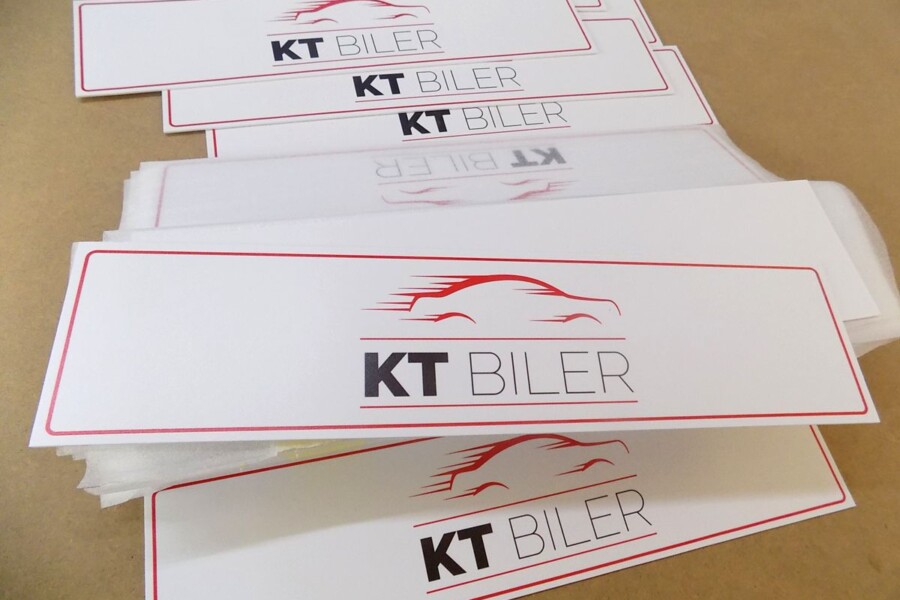 tabliczki firmowe logo druk na pcv | Reklamy z Polski do Danii – pakiet reklamowy